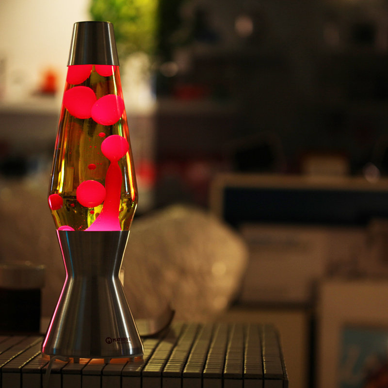 Lava Lamp Desktop - โคมไฟลาวาแบบมีกลิตเตอร์ โคมไฟแมงกะพรุนแบบของเหลว โคมไฟกลางคืนสร้างสรรค์สำหรับตกแต่งโต๊ะในห้องนอน